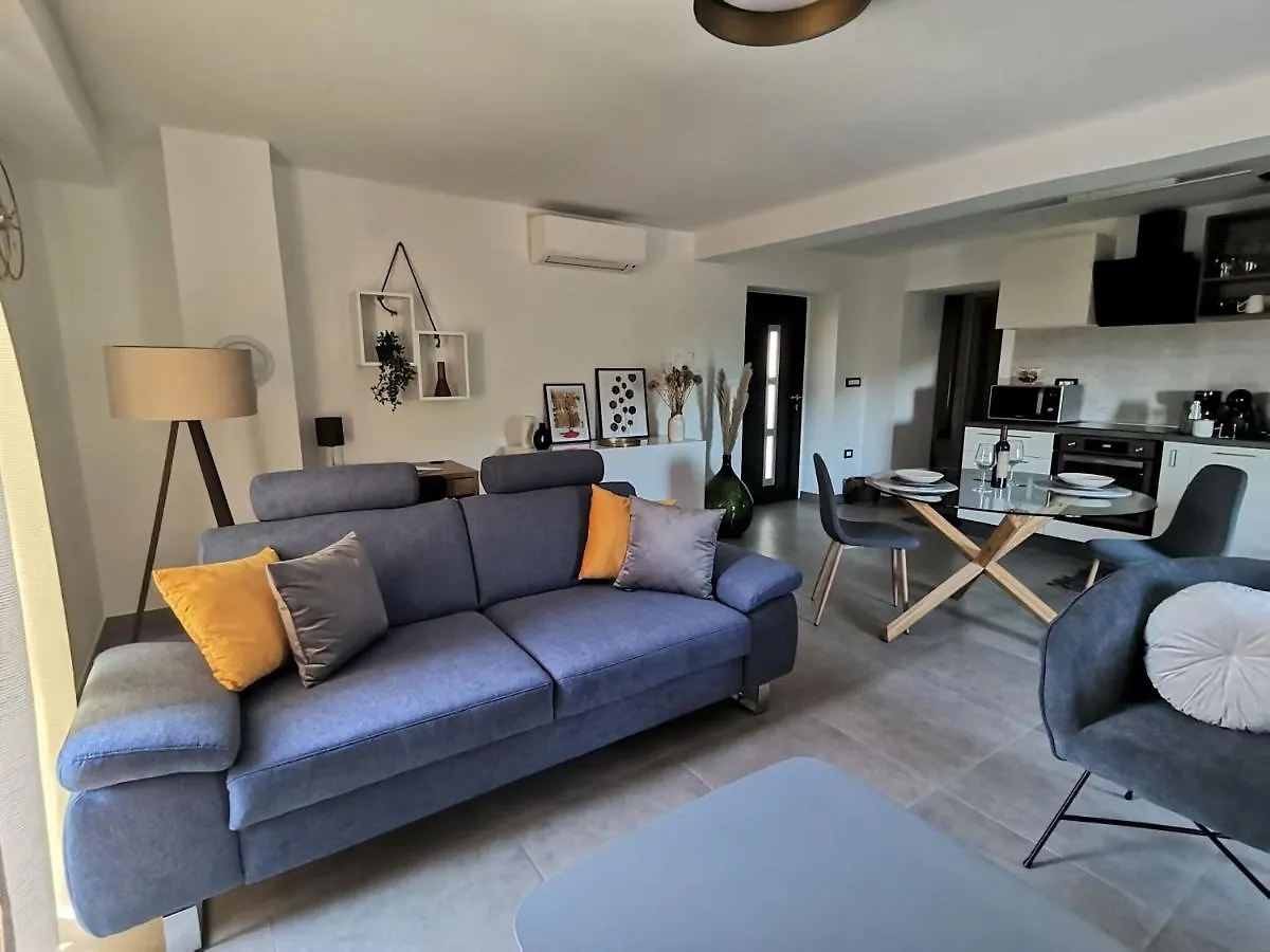 Casa Zonti Apartment Kanfanar