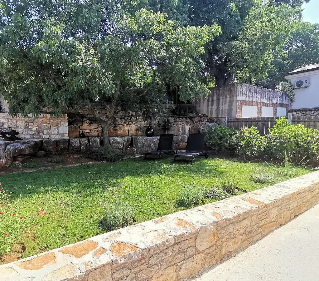 Casa Zonti Apartment Kanfanar 0*,  Croatia